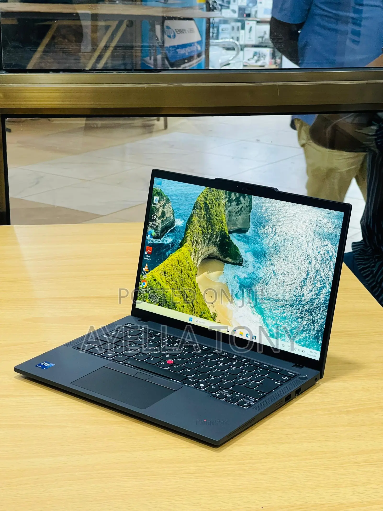 New Laptop Lenovo ThinkPad T14 16GB Intel Core Ultra 5 SSD 512GB