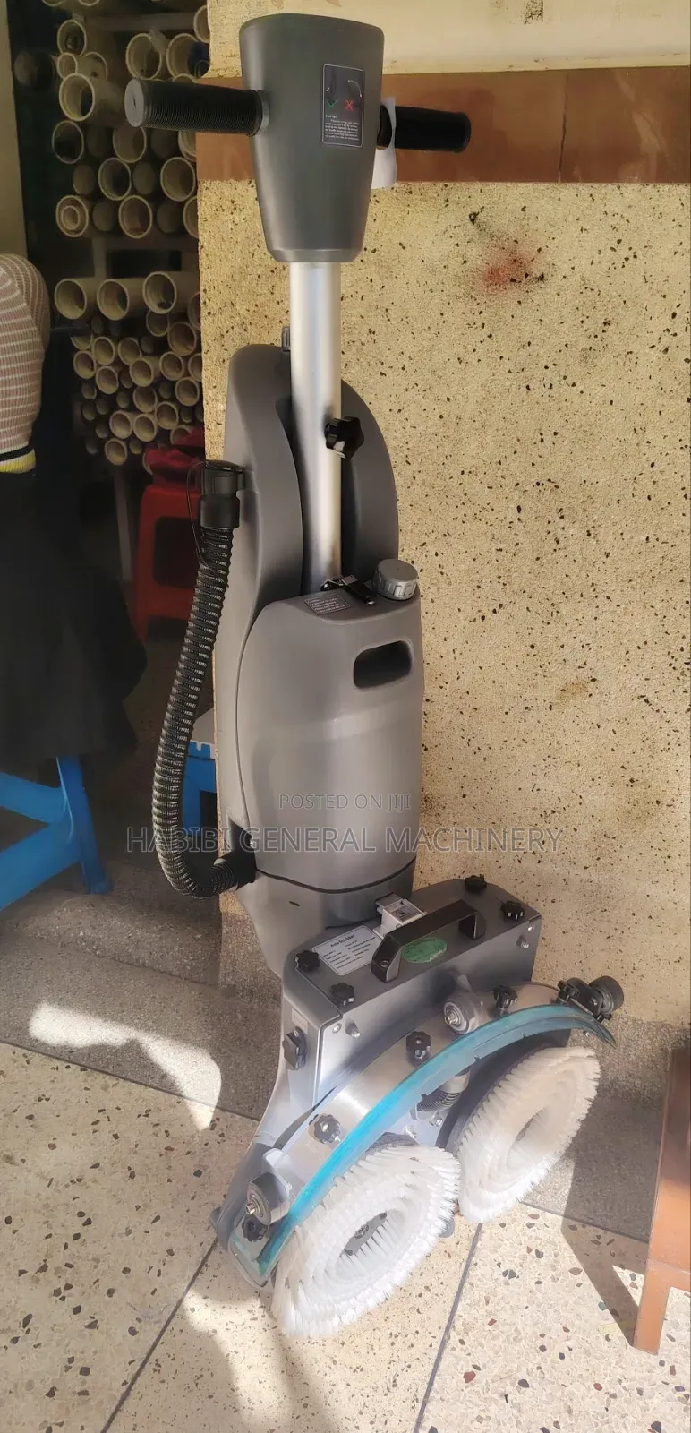 Cordless/Battery Powered High Quality Auto Dry Floor Scrubber