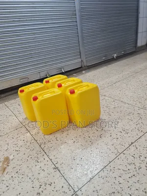 20litres Yellow Block Jerrycans 20litres Plastic Jerrycans 1pc