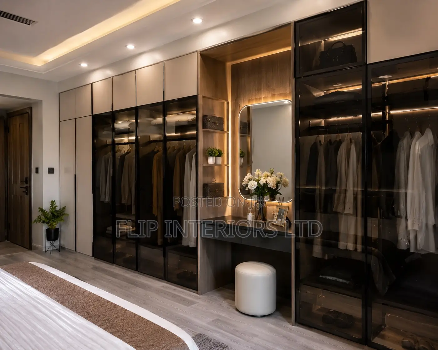 Decorative Wardrobe Wall Storage Solutions