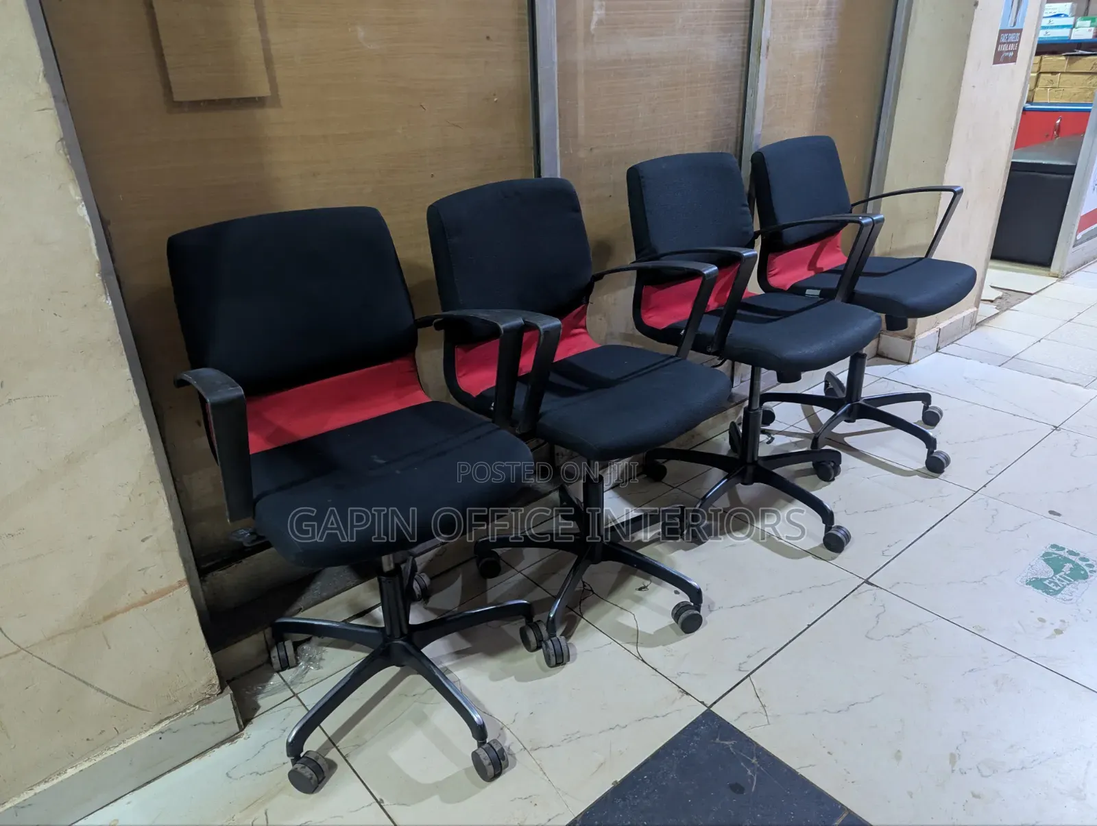 Second Handle Adjustable Office Chairs, Price for Each Piece