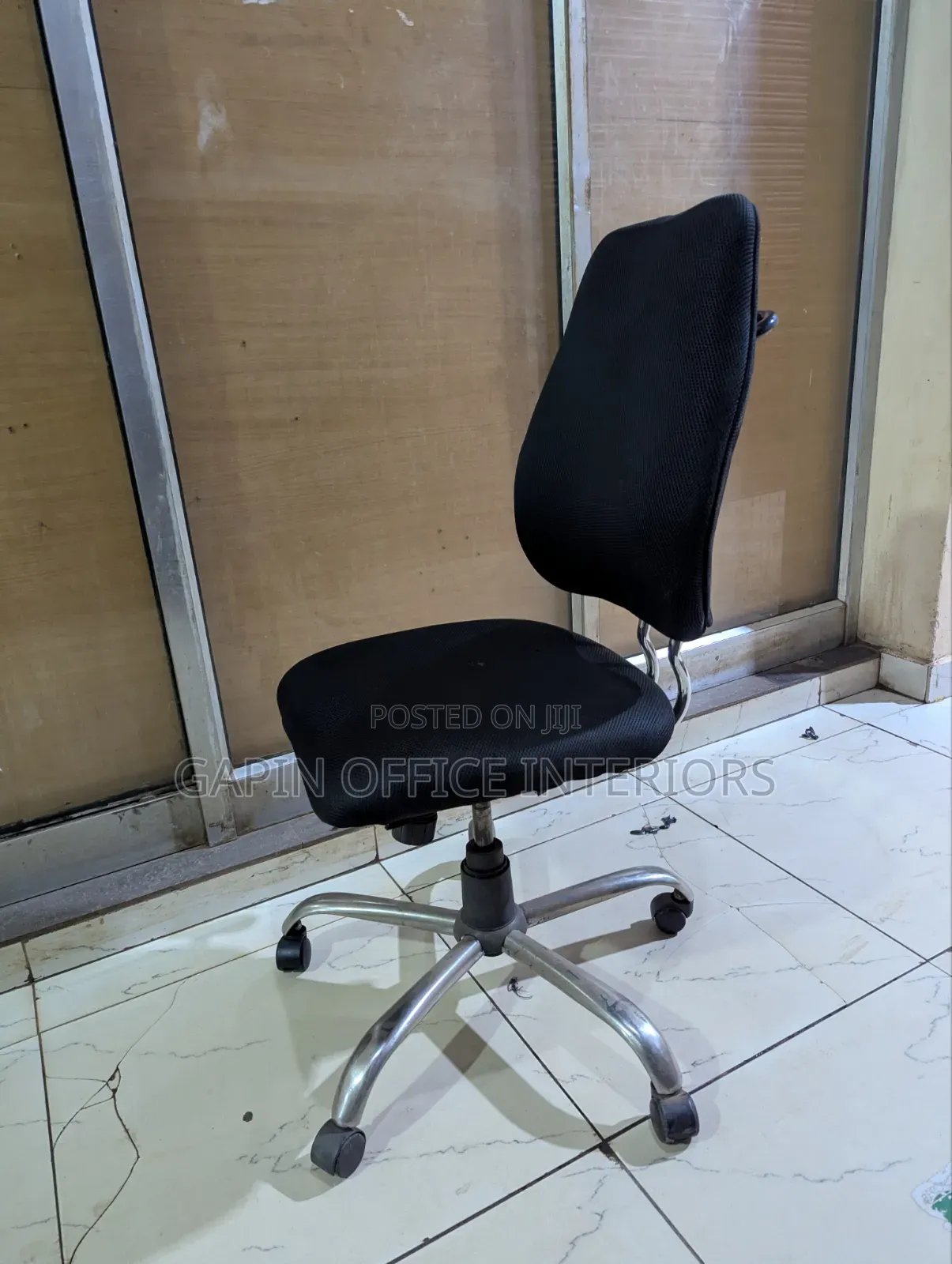 Armrest Free Adjustable Office Chair