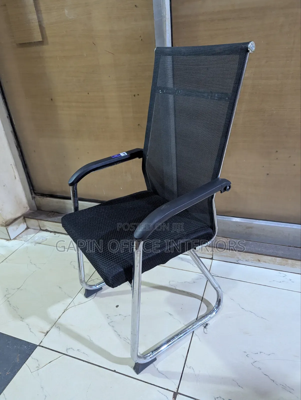 Long Back Static// Non Rotating Office Chair