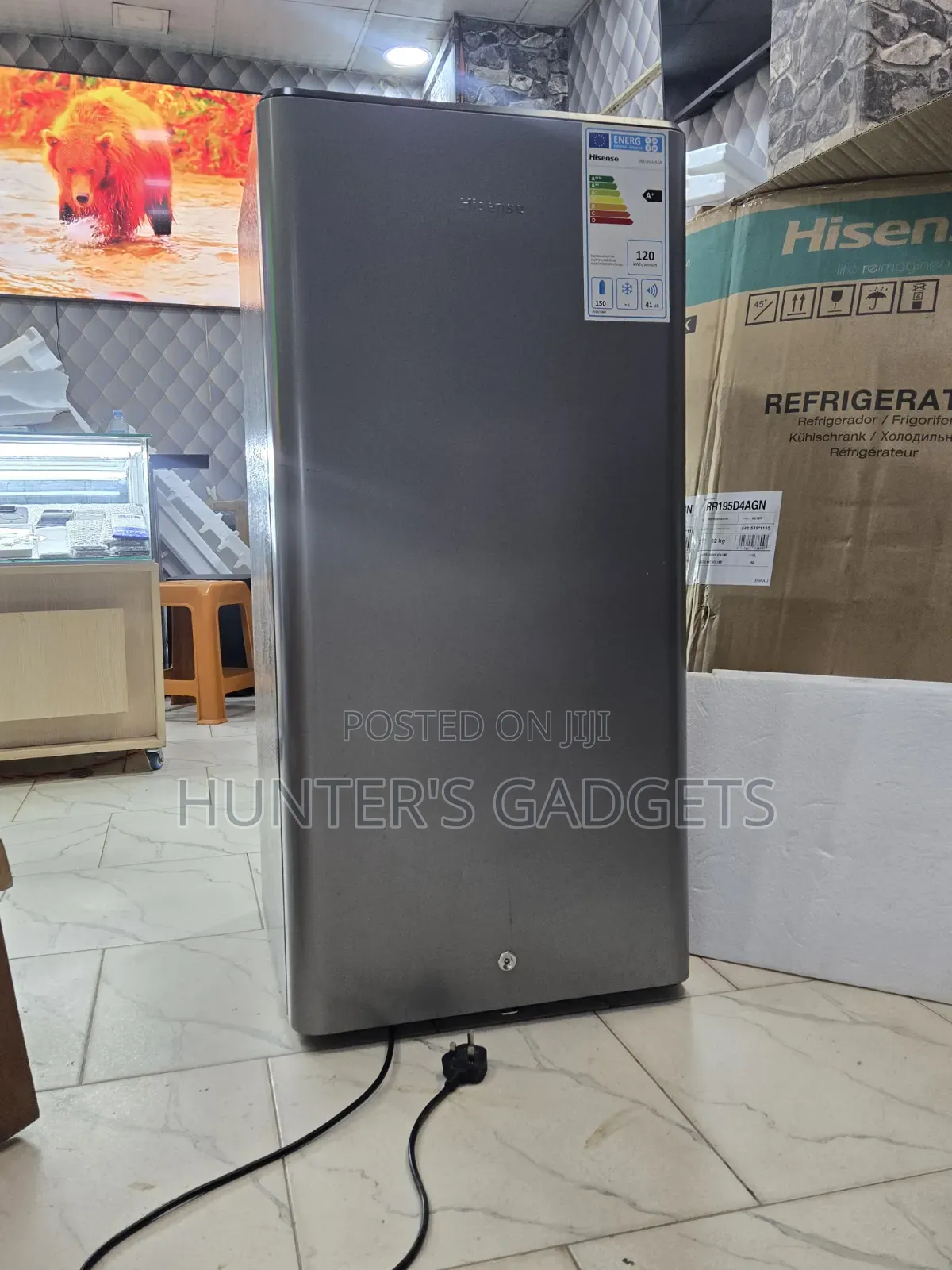 Hisense 195 Litres Single Door Used for 1month
