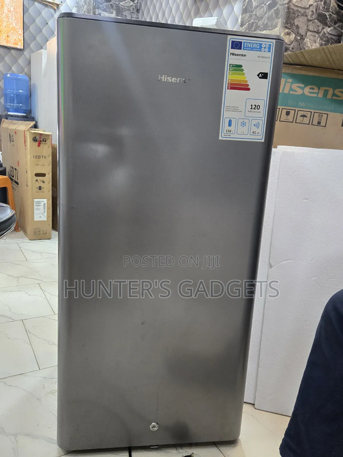 Hisense 195 Litres Single Door Used for 1month