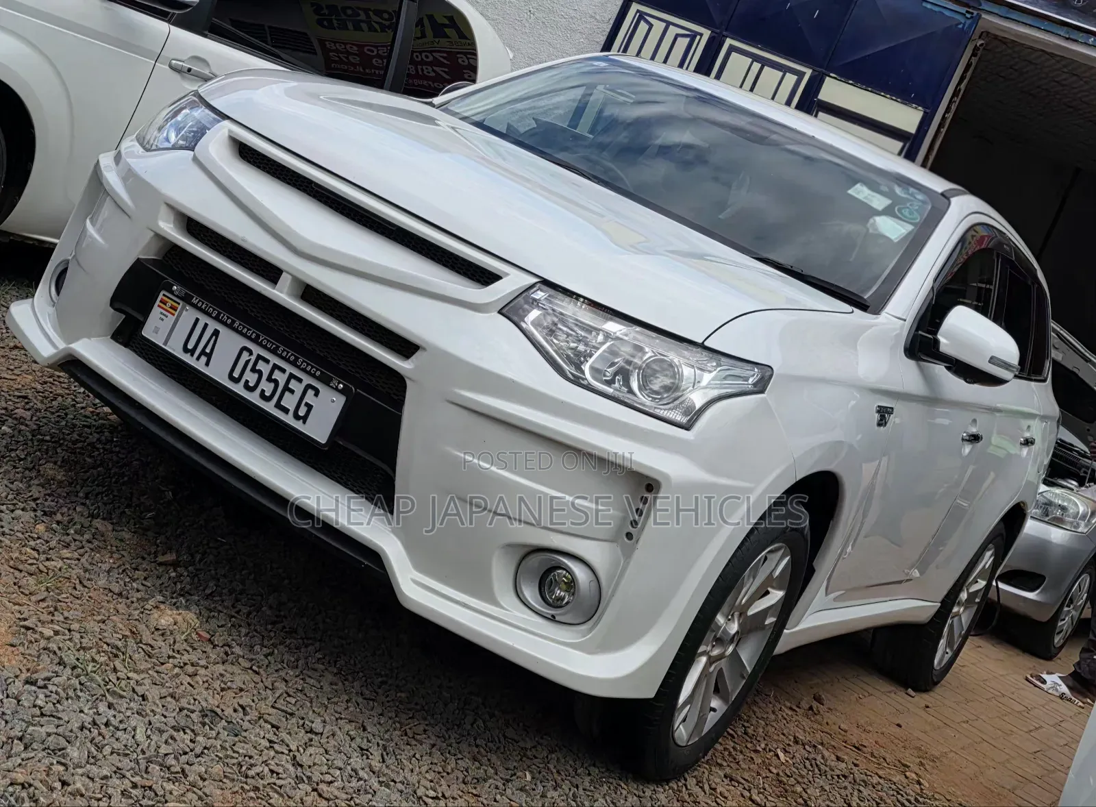 Mitsubishi Outlander 2.0 PHEV AWD 2013 White