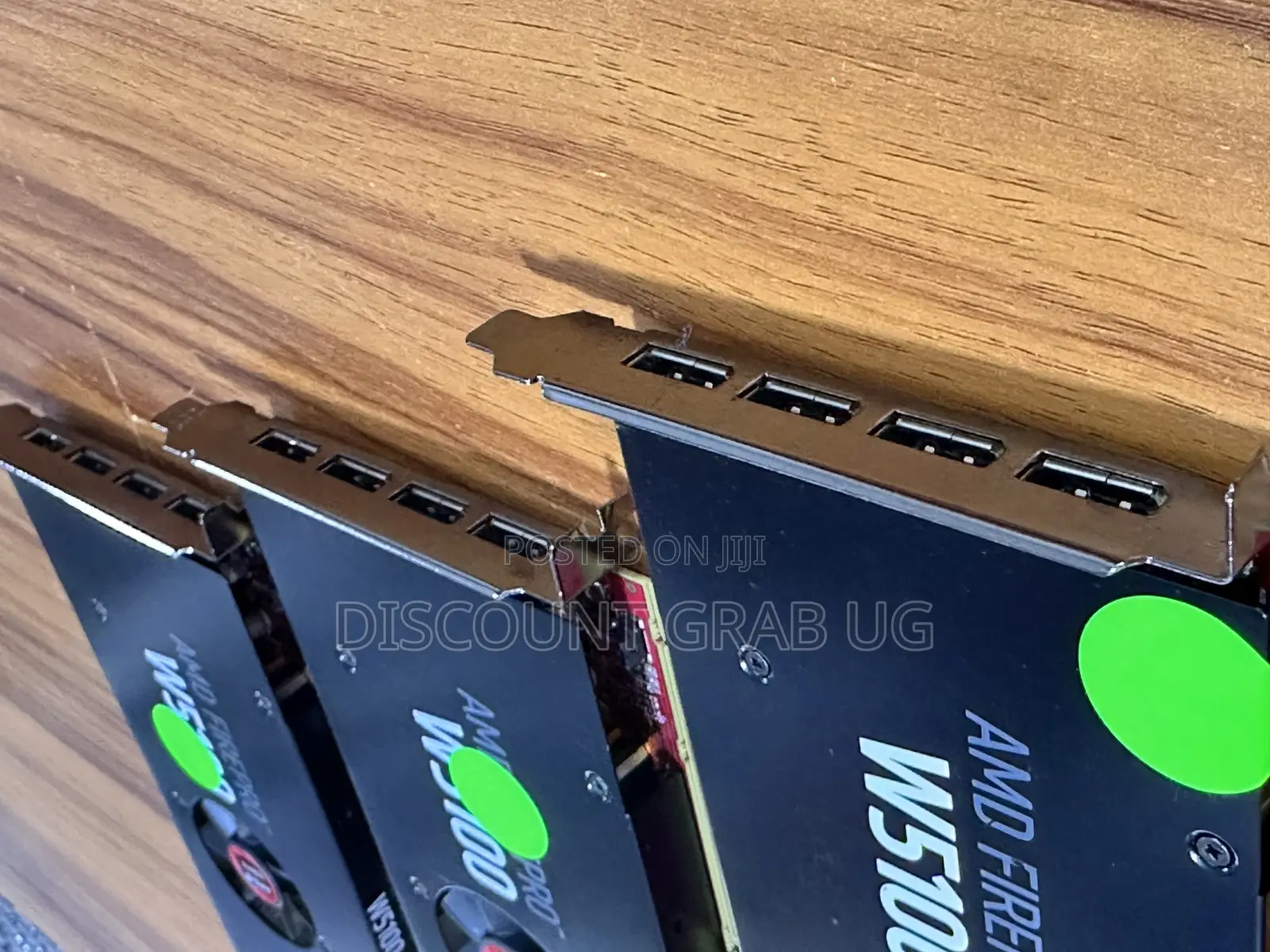 Amd Firepro Radeon 4gb Graphics or Display Cards