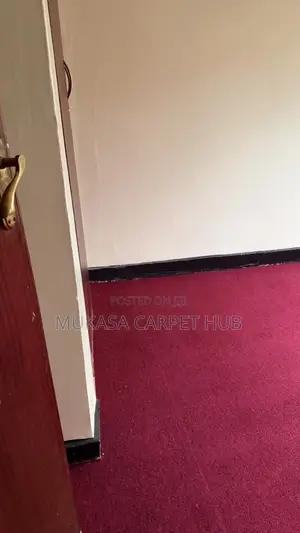 Quality Maroon Wool Rug for Living Room