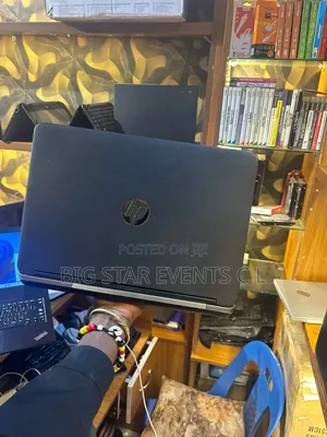 Laptop HP 14-dq2031tg 4GB Intel Core i5 HDD 500GB