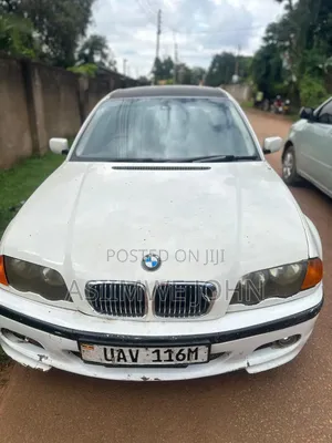 BMW 318i 2002 White