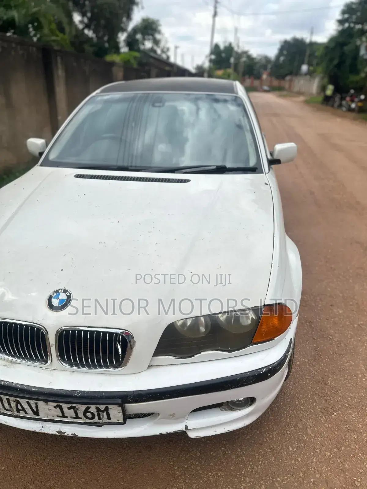 BMW 318i 2002 White