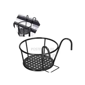 8.7'' Round Metal Hanging Railing Planters