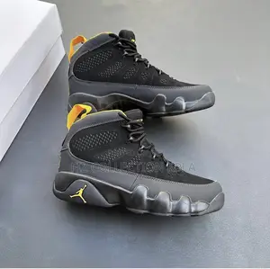 Black Volt 9
