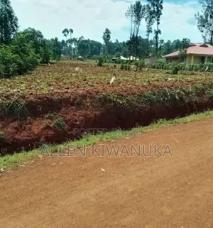 Land for Sale in Kitende With Lake View