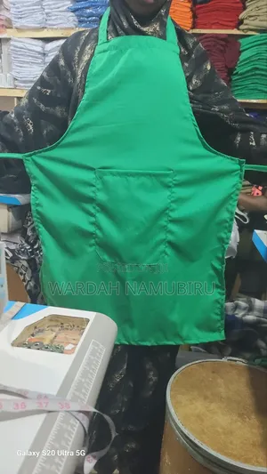 Aprons At Low Prices