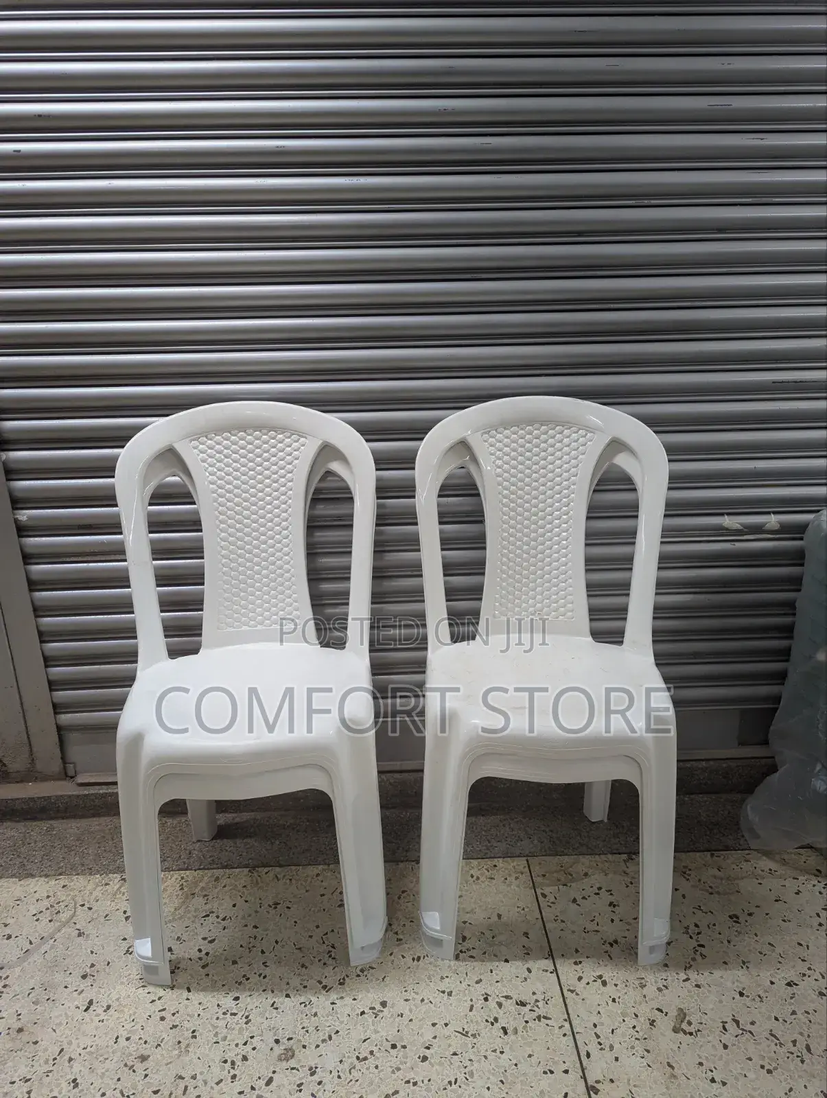 White Comfortable Plastic Chairs