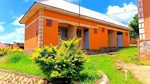 4bdrm House in Bulenga Buloba Town, Central Division for sale