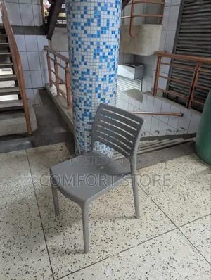Modern Unique Plastic Dinning Chair