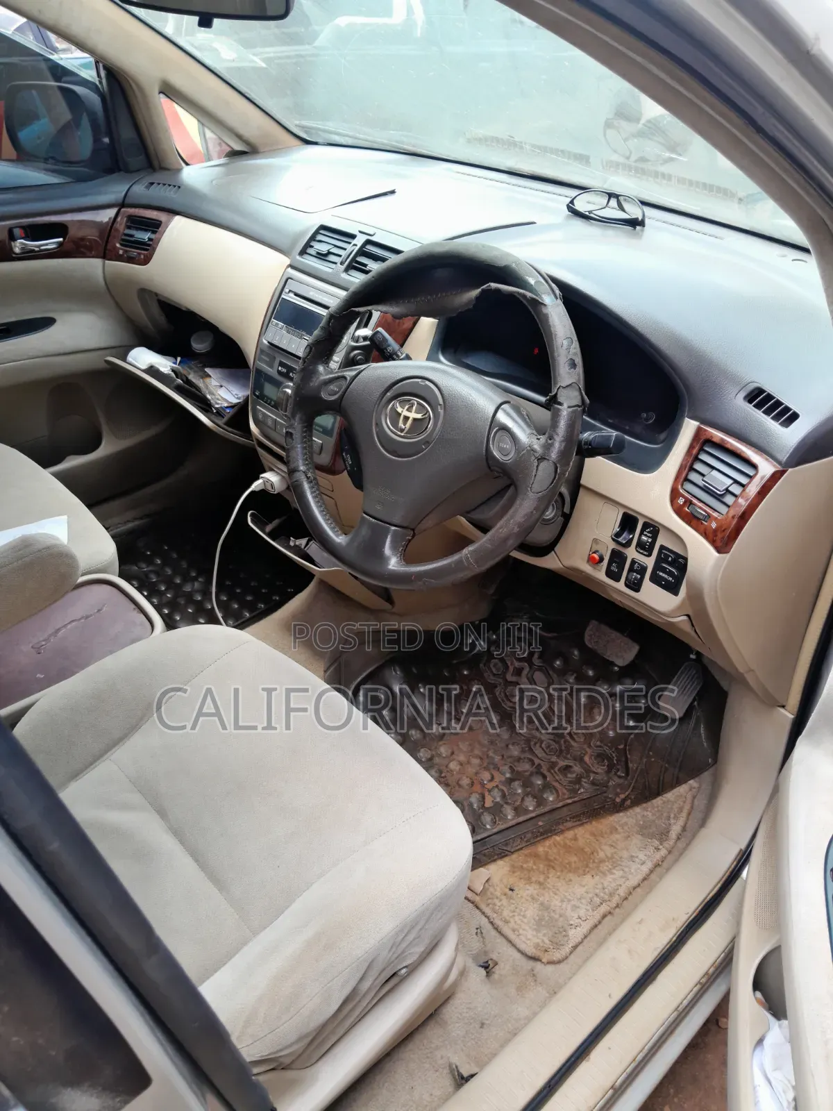 Toyota Ipsum 2000 Silver