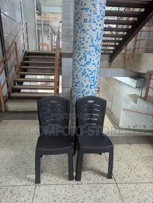 Black Restaurant and Bar Plastic Chairs