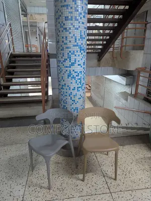 New Brand Plastic Dinner Chairs