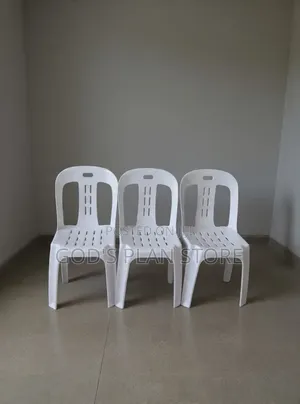 White Accent Plastic Chairs Plastic Chairs