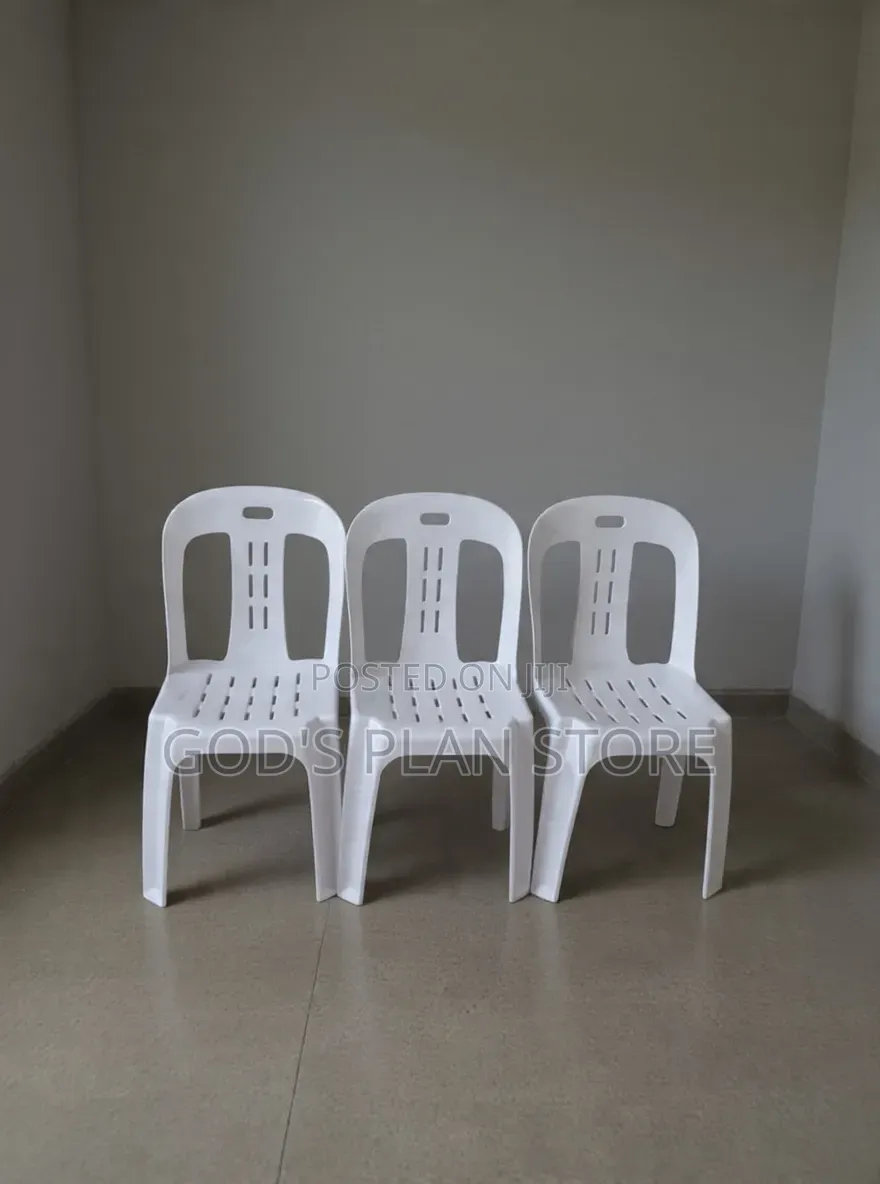 White Accent Plastic Chairs Plastic Chairs