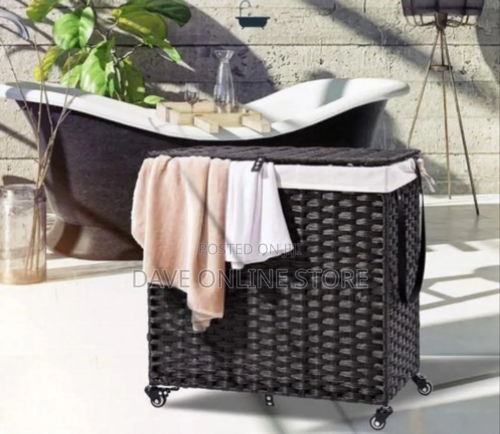 Rolling Wicker Laundry Hamper With Lid and Liner - Multicolor