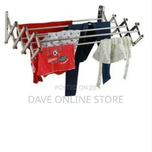 Wall-Mounted Accordion Style Retractable Clothes Drying Rack