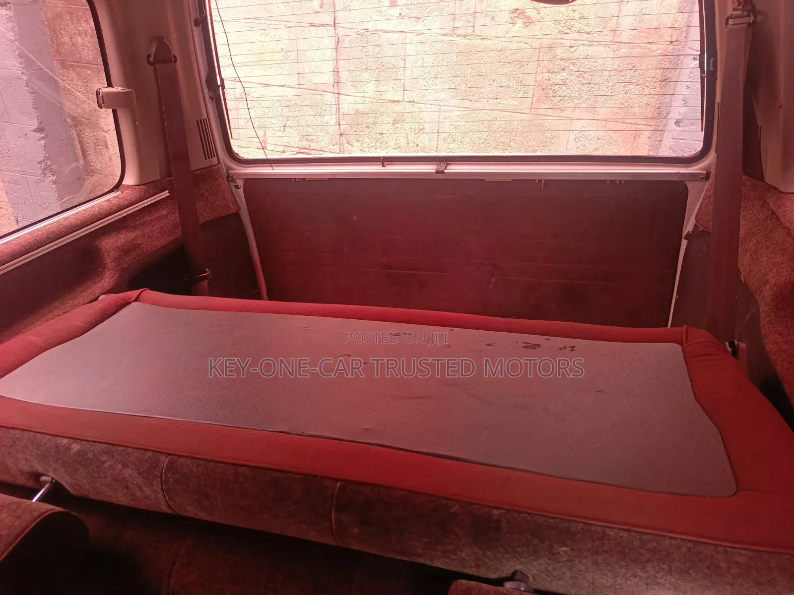 Toyota HiAce 1999 White