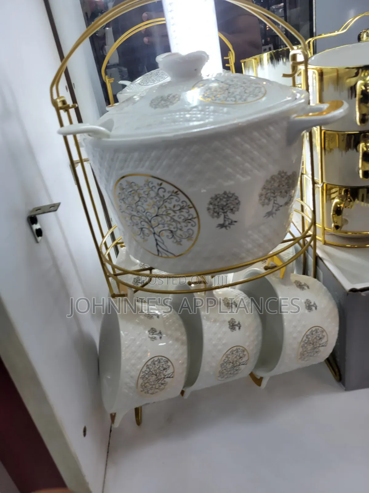 Elegant Ceramic Soup Tureen Mug Set With Gold Stand – White Tree