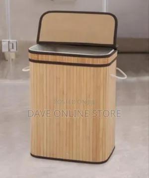 Natural Bamboo Laundry Hamper With Integrated Lid