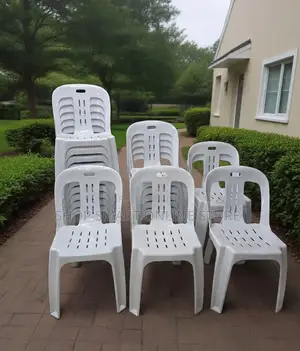 Stripped Deco Plastic Chairs Plastic Chairs