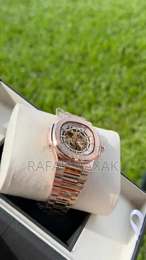 Gevene Patek Philippe Men’S Timepiece
