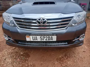 Toyota Fortuner 2013 Gray