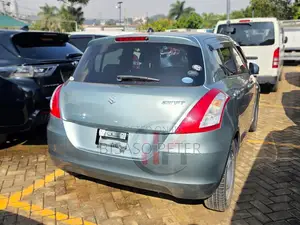 Suzuki Swift 2012 Gray