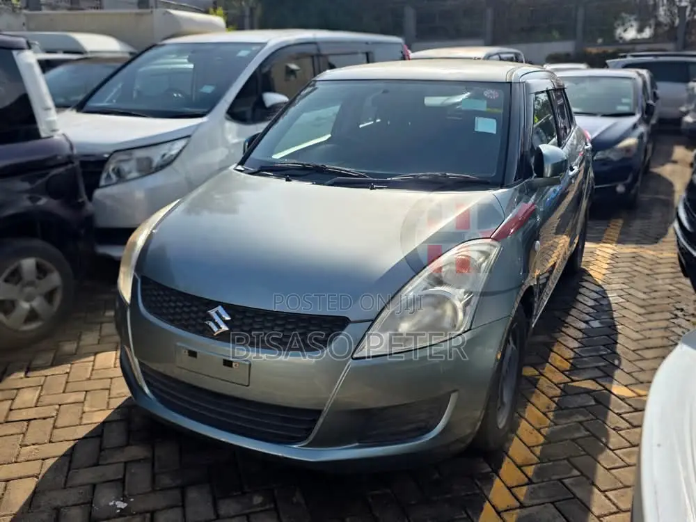 Suzuki Swift 2012 Gray