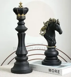 2pc Chess Figurine.