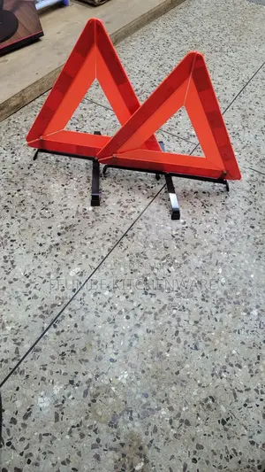 Reflactor Warning Triangle