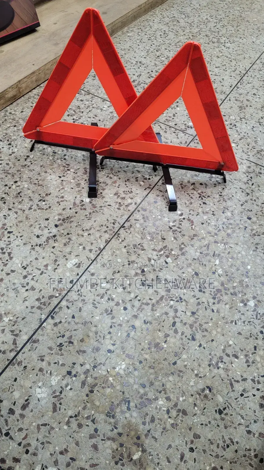 Reflactor Warning Triangle