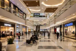 Modern Mall Interior Construction Solutions