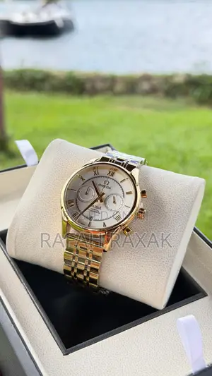 Smooth Rounded Bezel Omega De Ville Co-Axial Chronograph Watch