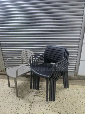 Emperor Dining Plastic Chair Plastic Chair