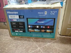 Hisense 32 Smart Digital Flat Screen Flameless