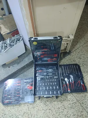 Durable/Portable Heavy Duty Tool Sets/Tool Boxes