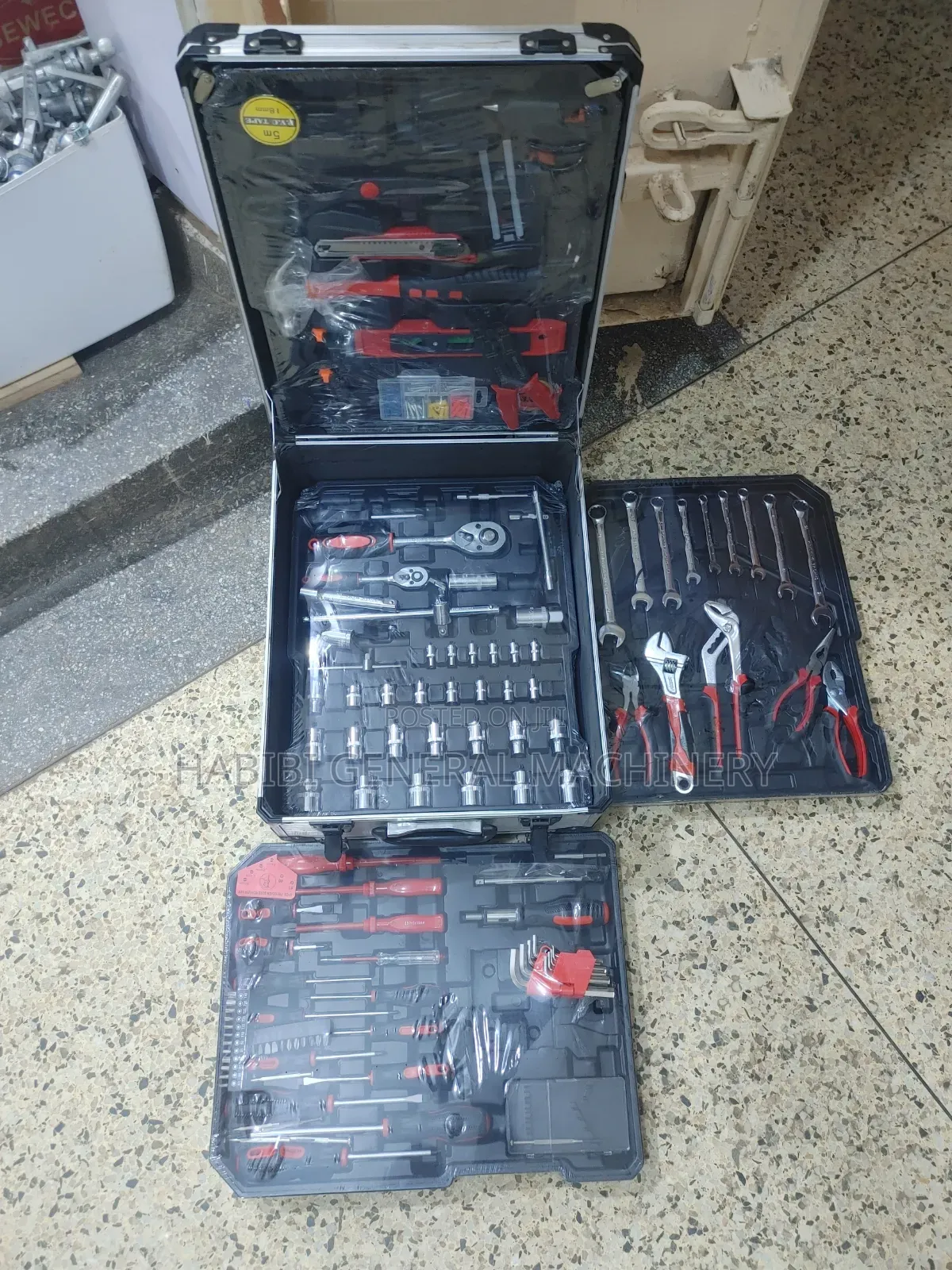 Durable/Portable Heavy Duty Tool Sets/Tool Boxes