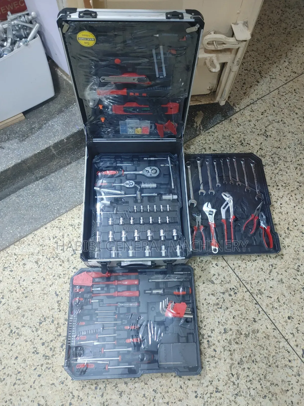 Mechanical/Heavy Duty Portable Tool Boxes/Tool Sets