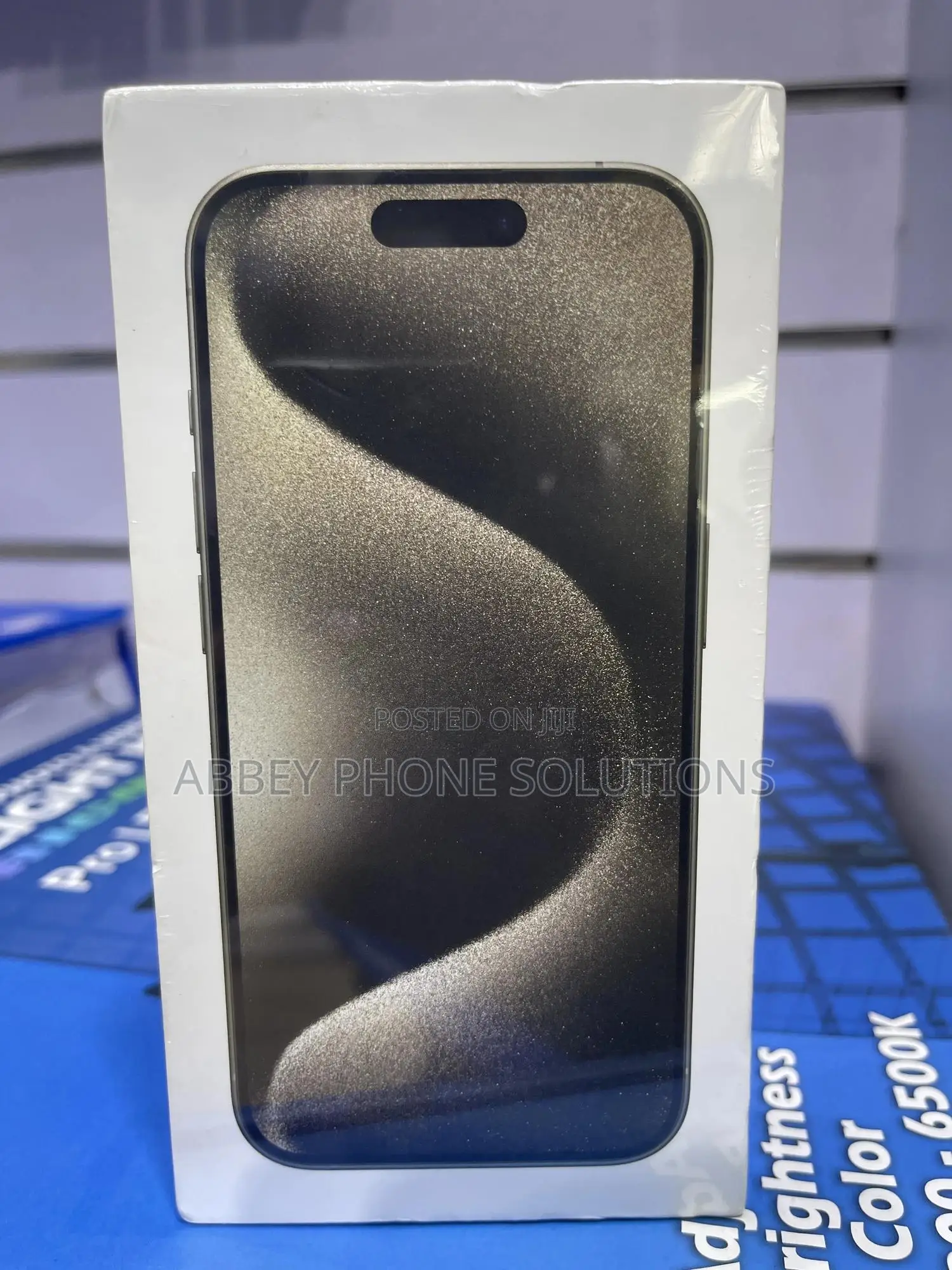 New Apple iPhone 15 Pro 256 GB Silver