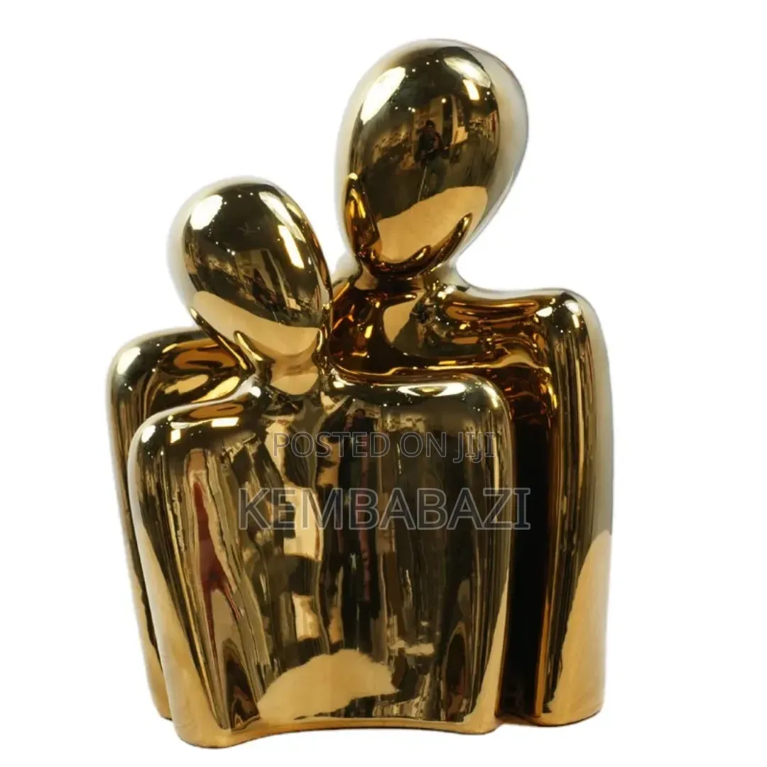 Gold Couple Statue /Figurine