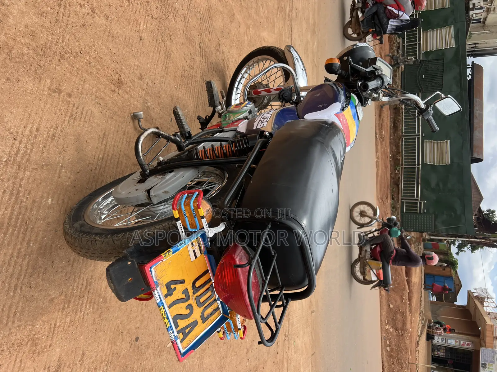 Bajaj Boxer 100 2019 Red